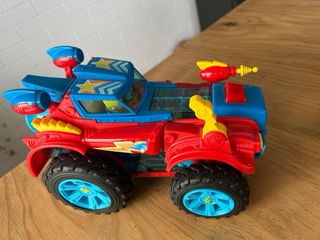 Coche Superthings Kazoom Racer