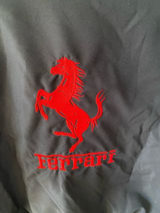 Chaqueta Ferrari Racing Negra y Roja