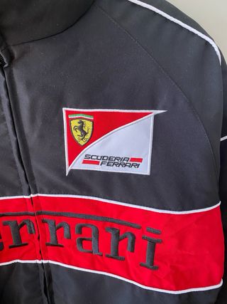 Chaqueta Ferrari Racing Negra y Roja