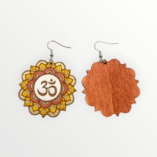 Orecchini Zen Mandala Ohm in Legno, Dipinto a mano