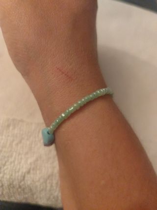 Pulsera de cuentas azul y verde
