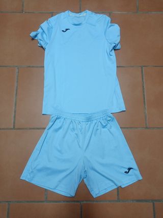 Conjunto deportivo Joma azul.Talla 12