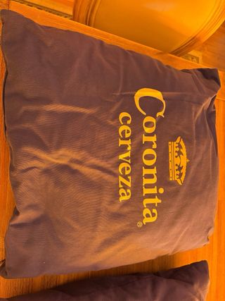 2 Cojines Coronita Cerveza Azul y Dorado