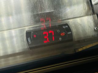 Vitrina expositora refrigerada