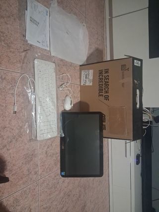 Ordenador ASUS ET1620IUTT