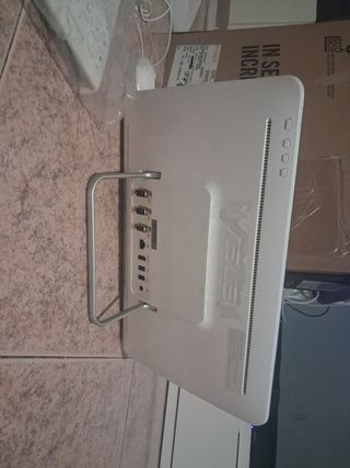 Ordenador ASUS ET1620IUTT