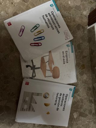 Lote 3 Libros CFGM Administración