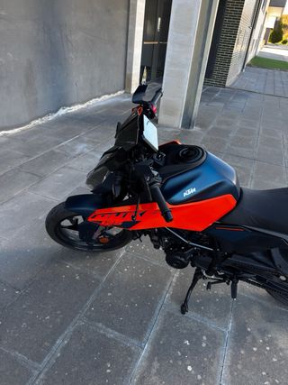 KTM Duke 125 2024