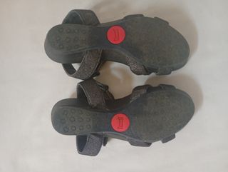 Sandalias Camper Brillantes Negro/Plata