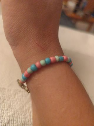 Pulsera con elefante y cuentas