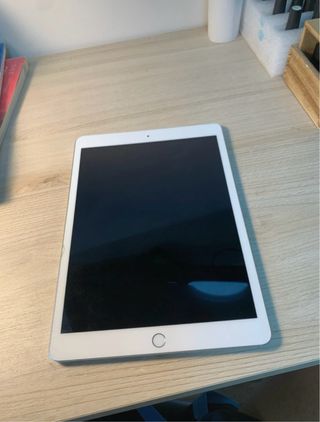 Apple iPad 8ª Gen Plata