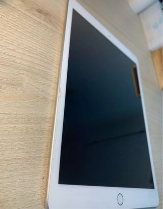 Apple iPad 8ª Gen Plata