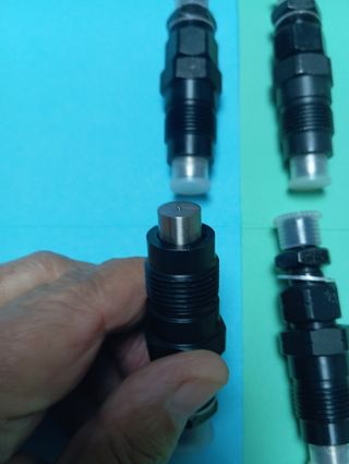 Inyector combustible MITSUBISHI PAJERO MD 196607