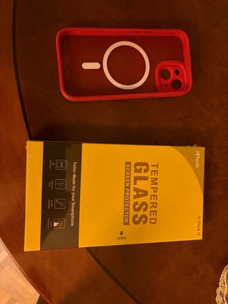 Funda Magnética iPhone 15 + Protector Pantalla
