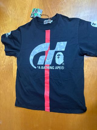 Camiseta BAPE Negra con Raya Roja