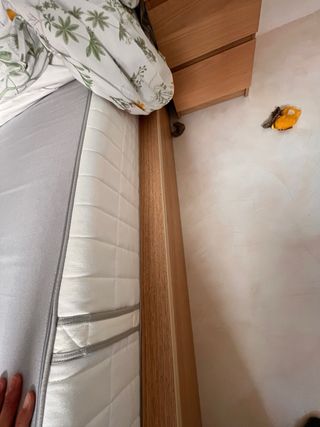 Struttura letto pieghevole Malm+materasso+tavoli