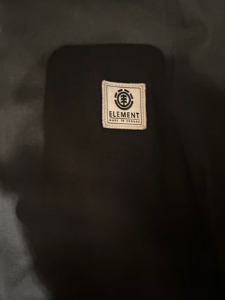 Casaco Element Preto com Capuz