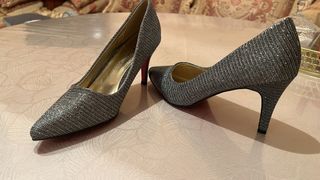 Zapatos de tacón GUAPISSIMA mujer gris/plateado
