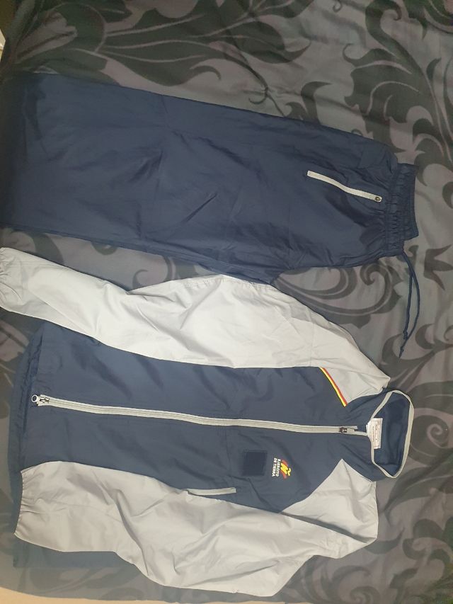 Mochila militar beige y negra