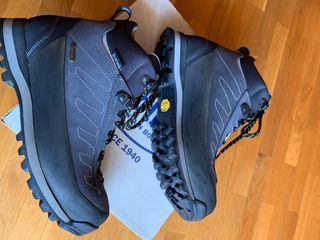 Botas de montaña BESTARD como nuevas.