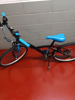 Bicicleta Btwin 1986 Negra y Azul