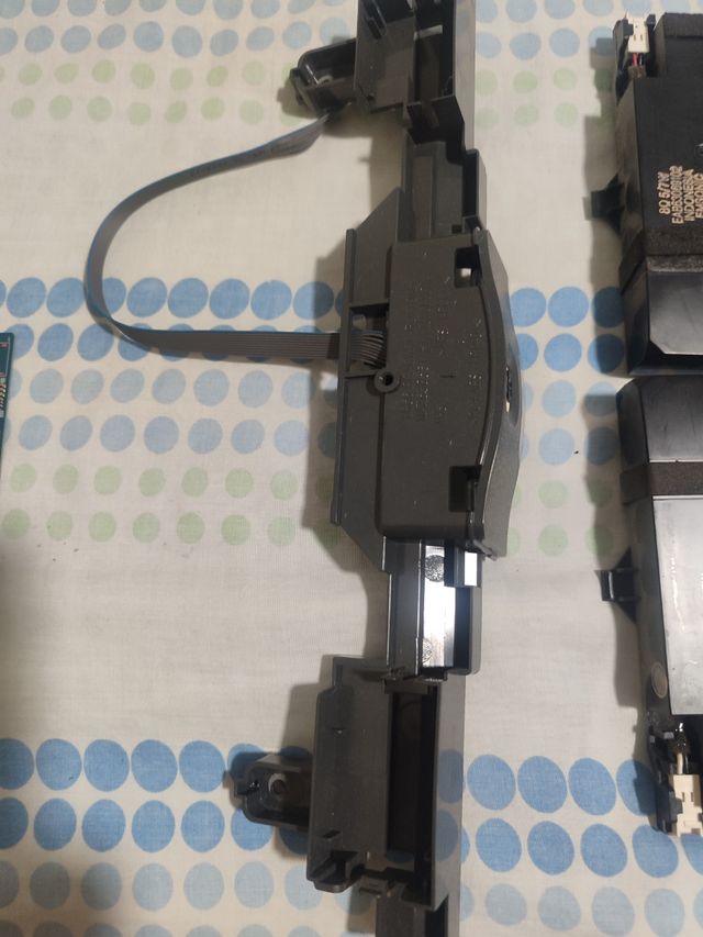 LG 42LB5700 - Piezas