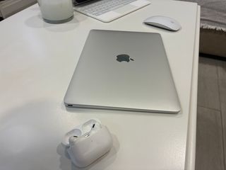 MacBook 12” (2017) Intel Core i5 500GB 8GB