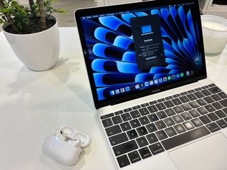 MacBook 12” (2017) Intel Core i5 500GB 8GB
