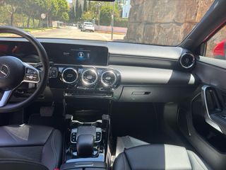 Mercedes-Benz Clase A180D 