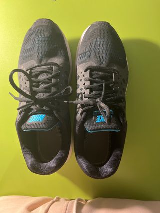 Zapatillas Nike Negras y Turquesa