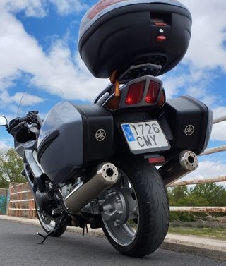 Yamaha FJR 1300 (2003)