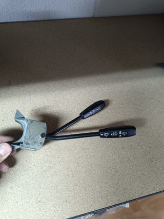 Mando luces Ford Fiesta MK1