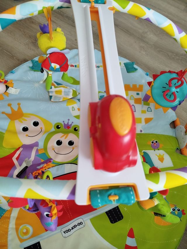 Manta de actividades Yookidoo para bebé