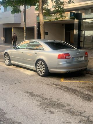 Audi A8 2004