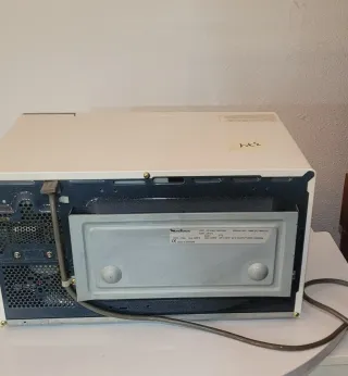 Microondas Moulinex digital con grill.