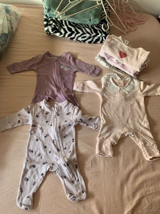 Lote  pijamas bebé niña
