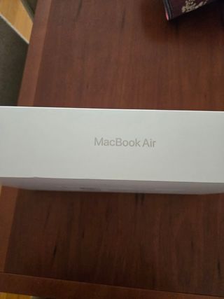 Caja MacBook Air Apple vacío 