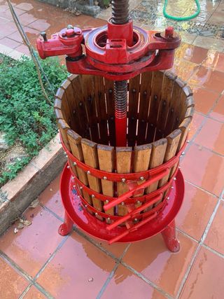 Prensa Uva y Trituradora