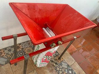 Prensa Uva y Trituradora