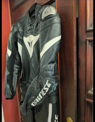 Mono 2 piezas Dainese cuero