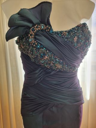 Vestido de fiesta verde azulado