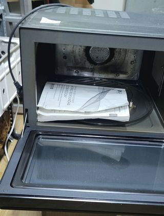 Microondas LG 4 en 1 con Convección.