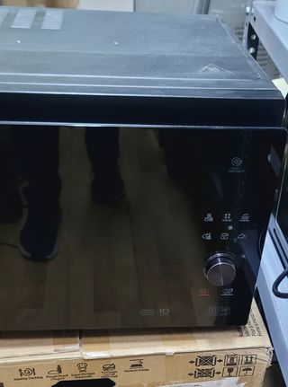 Microondas LG 4 en 1 con Convección.