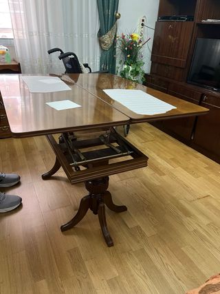 Mesa extensible de madera