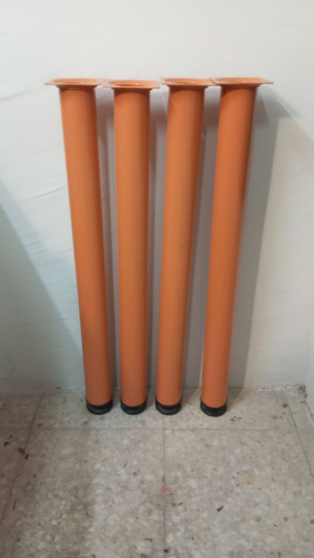 4 Patas Naranja para Escritorio