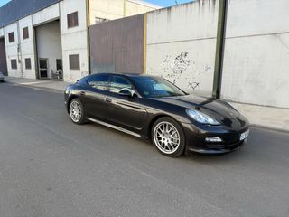 Porsche Panamera 3.0 v6 