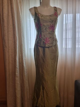Conjunto de fiesta verde y rosa