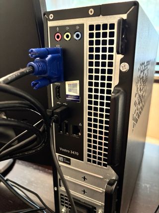 PC Dell i3 8ª Gen Negro. Leer
