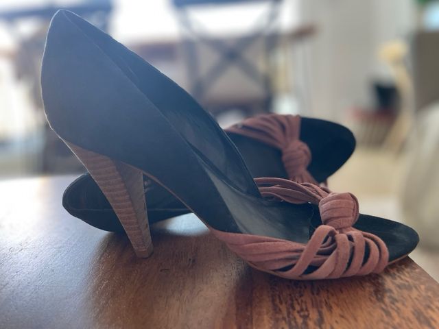 Zapatos de tacón Robert Clergerie negros y rosas