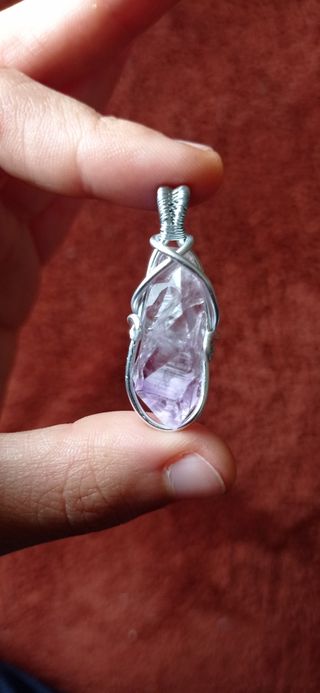 Colgante amatista natural / No incluye cadena